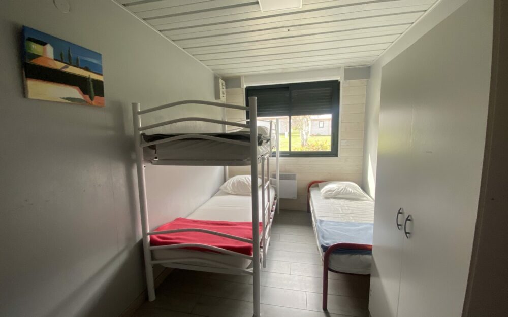 Chambre triple, draps non fournis